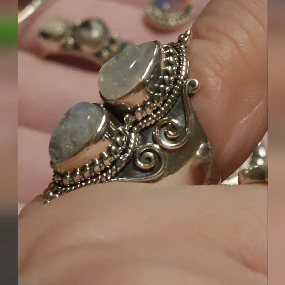 Double Moonstone Vintage Style Ring Size 6 - Picture 4 of 7
